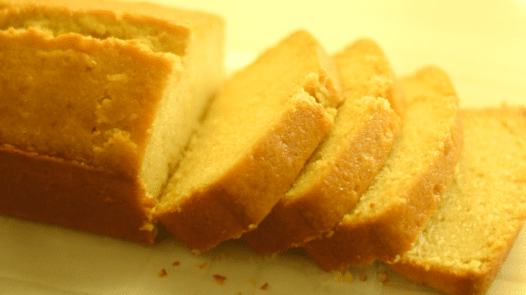Lemon drizzle cake