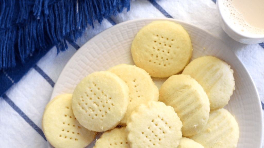 scottish shortbread cookie made without baking soda or baking powder