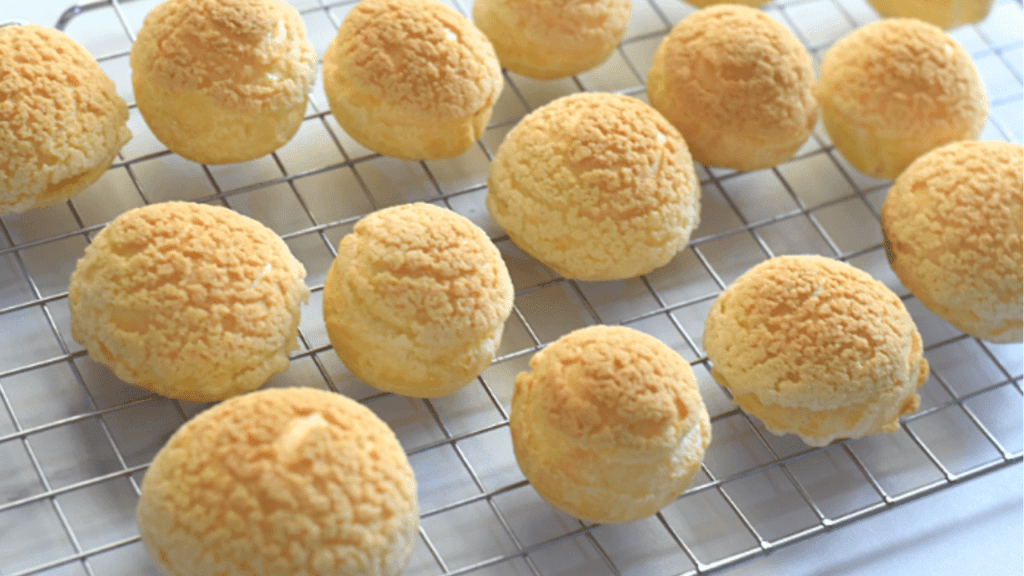 craquelin choux pastry