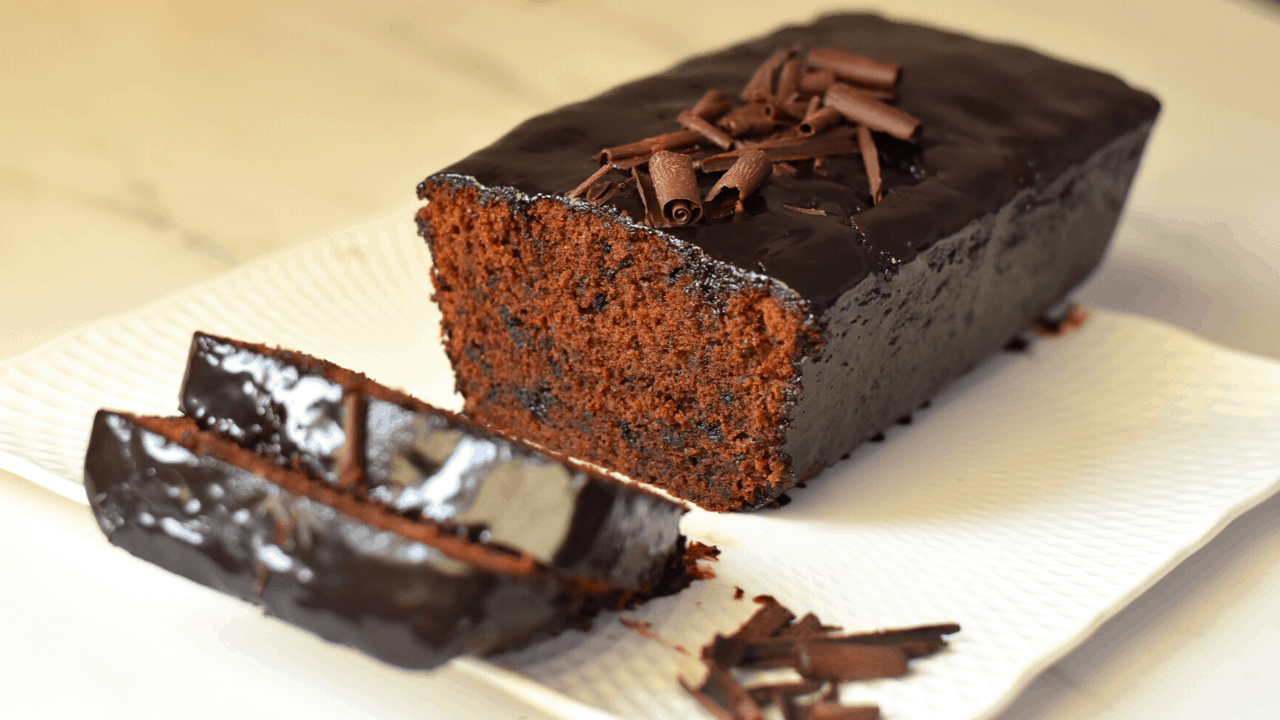 Easy moist chocolate cake