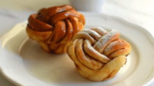 Easy Cinnamon Rolls in muffin pan