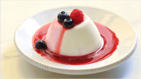 Italian Panna cotta Recipe :How to make Panna cotta | MerryBoosters