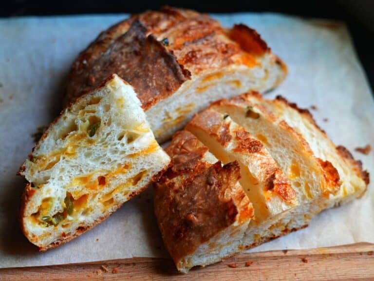 No Knead Jalapeno Cheddar Bread Recipe