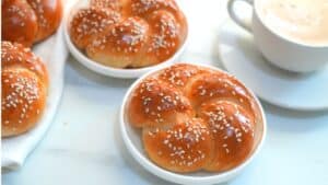 easy kaiser rolls recipe