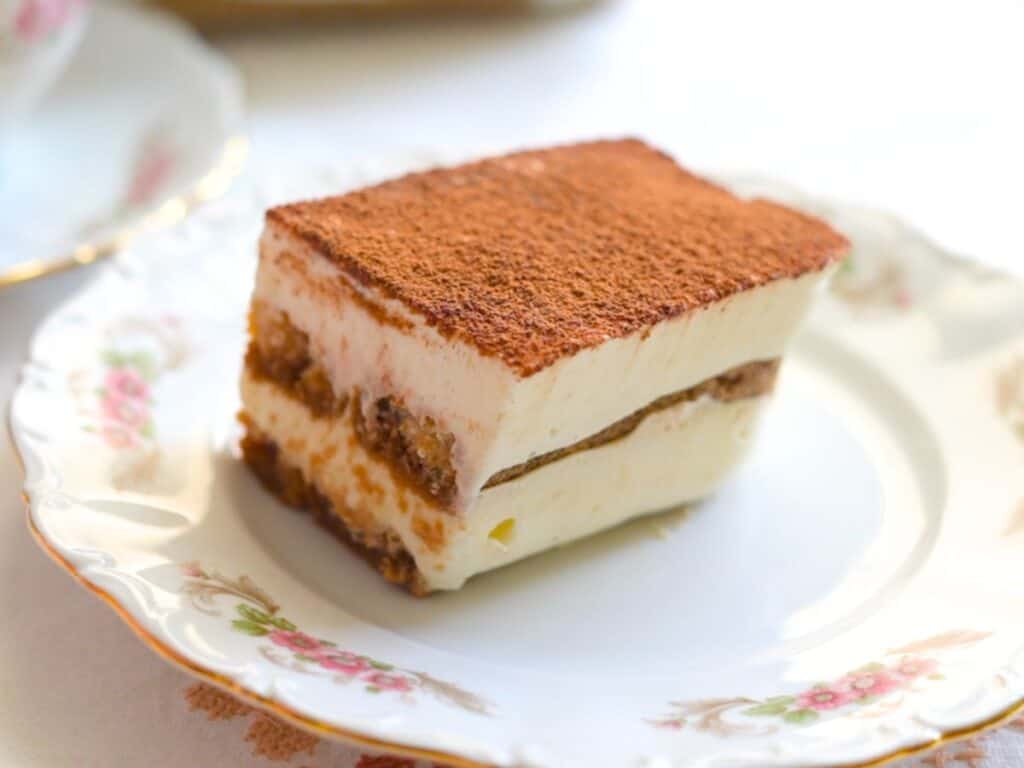 Tiramisu without mascarpone