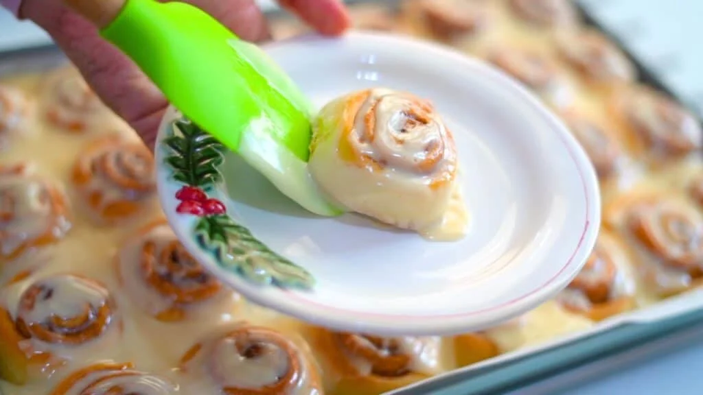 easy mini cinnamon rolls