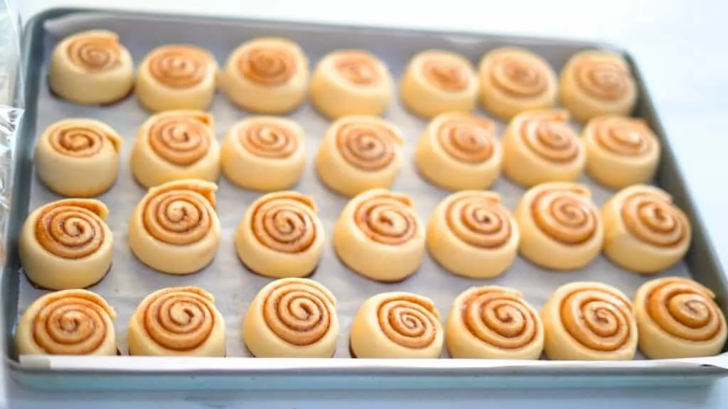 how to make small cinnamon rolls