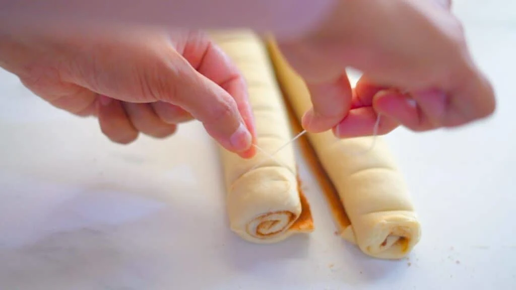 small cinnamon rolls