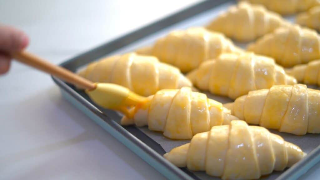 eggwashing shortcut croissants