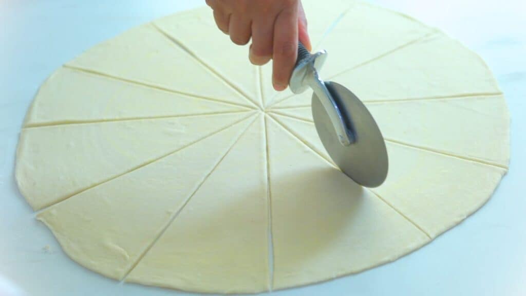 making sourdough croissants