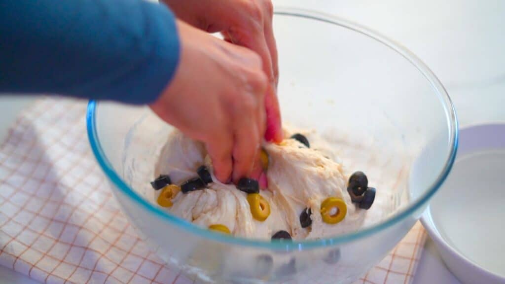 how to make twisted olive baguettes