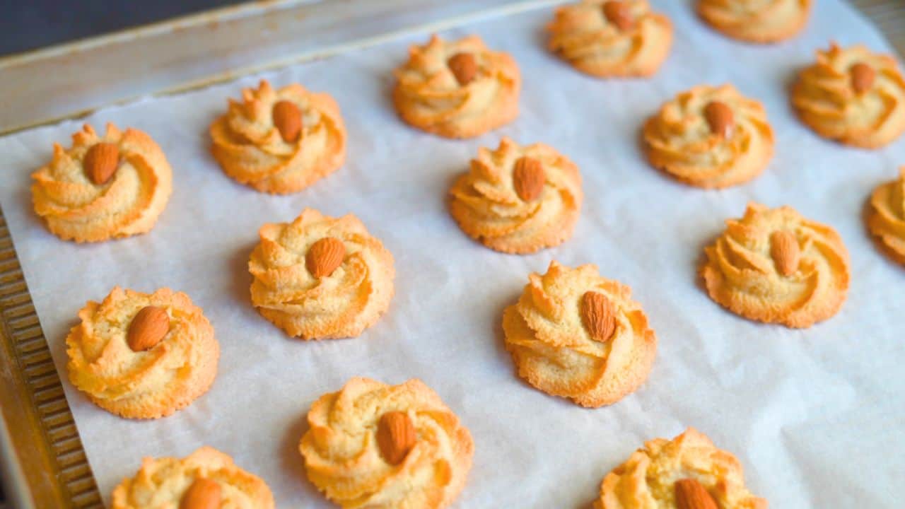 chewy almond cookies recipe
